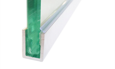 Уплотнитель прозрачный для П-образного алюминиевого профиля t756 (елочка) t755 купить в Тюмени