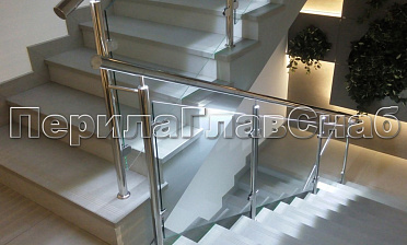 Нержавеющие перила и ограждения со стеклом и подсветкой купить в Тюмени