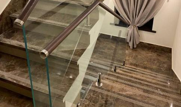 Стекло на министойках в Тюмени. Готовые проекты ПерилаГлавСнаб