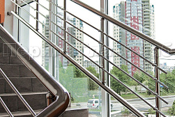 Ограждение на окна из нержавеющей стали в Тюмени. Готовые проекты ПерилаГлавСнаб - фото 1