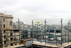 Цельностеклянные ограждения для крыш в Тюмени. Готовые проекты ПерилаГлавСнаб - фото 19 Цельностеклянные ограждения для крыш в Тюмени. Готовые проекты ПерилаГлавСнаб - фото 19