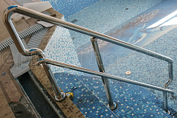 Поручни для бассейна в Тюмени. Готовые проекты ПерилаГлавСнаб - фото 3