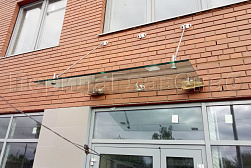 Стеклянные козырьки на вантах в Тюмени. Готовые проекты ПерилаГлавСнаб - фото 7