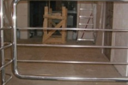 Ограждение лестницы от детей в Тюмени. Готовые проекты ПерилаГлавСнаб - фото 6