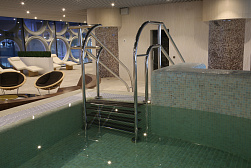 Поручни для бассейна в Тюмени. Готовые проекты ПерилаГлавСнаб - фото 1