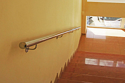 Пристенные поручни в Тюмени. Готовые проекты ПерилаГлавСнаб - фото 13 Пристенные поручни в Тюмени. Готовые проекты ПерилаГлавСнаб - фото 13