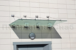 Стеклянные козырьки на вантах в Тюмени. Готовые проекты ПерилаГлавСнаб - фото 29