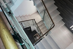 Стеклянные перила для колодезных лестниц в Тюмени. Готовые проекты ПерилаГлавСнаб - фото 2