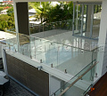 Балконные ограждения из стекла на министойках в Тюмени. Готовые проекты ПерилаГлавСнаб - фото 2 Балконные ограждения из стекла на министойках в Тюмени. Готовые проекты ПерилаГлавСнаб - фото 2