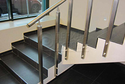 Перила и ограждения с вертикальным заполнением в Тюмени. Готовые проекты ПерилаГлавСнаб - фото 13