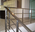 Три ригеля на держателях, квадратный поручень и круглые стойки в Тюмени. Готовые проекты ПерилаГлавСнаб - фото 2 Три ригеля на держателях, квадратный поручень и круглые стойки в Тюмени. Готовые проекты ПерилаГлавСнаб - фото 2