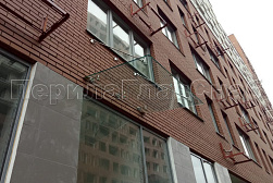 Стеклянные козырьки на вантах в Тюмени. Готовые проекты ПерилаГлавСнаб - фото 5