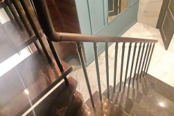 Перила и ограждения с вертикальным заполнением в Тюмени. Готовые проекты ПерилаГлавСнаб - фото 9