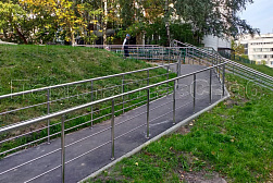 Уличные ограждения из металла в Тюмени. Готовые проекты ПерилаГлавСнаб - фото 1