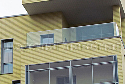 Стеклянные перила для балконов в Тюмени. Готовые проекты ПерилаГлавСнаб - фото 31 Стеклянные перила для балконов в Тюмени. Готовые проекты ПерилаГлавСнаб - фото 31