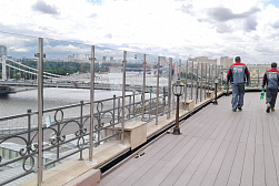 Цельностеклянные ограждения для крыш в Тюмени. Готовые проекты ПерилаГлавСнаб - фото 9 Цельностеклянные ограждения для крыш в Тюмени. Готовые проекты ПерилаГлавСнаб - фото 9