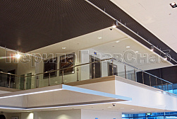 Стеклянные перила для атриумов в Тюмени. Готовые проекты ПерилаГлавСнаб - фото 20 Стеклянные перила для атриумов в Тюмени. Готовые проекты ПерилаГлавСнаб - фото 20