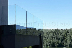 Стеклянные перила для балконов в Тюмени. Готовые проекты ПерилаГлавСнаб - фото 33 Стеклянные перила для балконов в Тюмени. Готовые проекты ПерилаГлавСнаб - фото 33