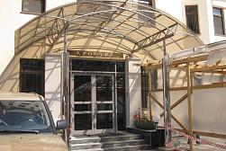 Козырьки и навесы на металлокаркасе в Тюмени. Готовые проекты ПерилаГлавСнаб - фото 29