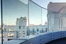 Цельностеклянные ограждения для крыш в Тюмени. Готовые проекты ПерилаГлавСнаб - фото 6 Цельностеклянные ограждения для крыш в Тюмени. Готовые проекты ПерилаГлавСнаб - фото 6